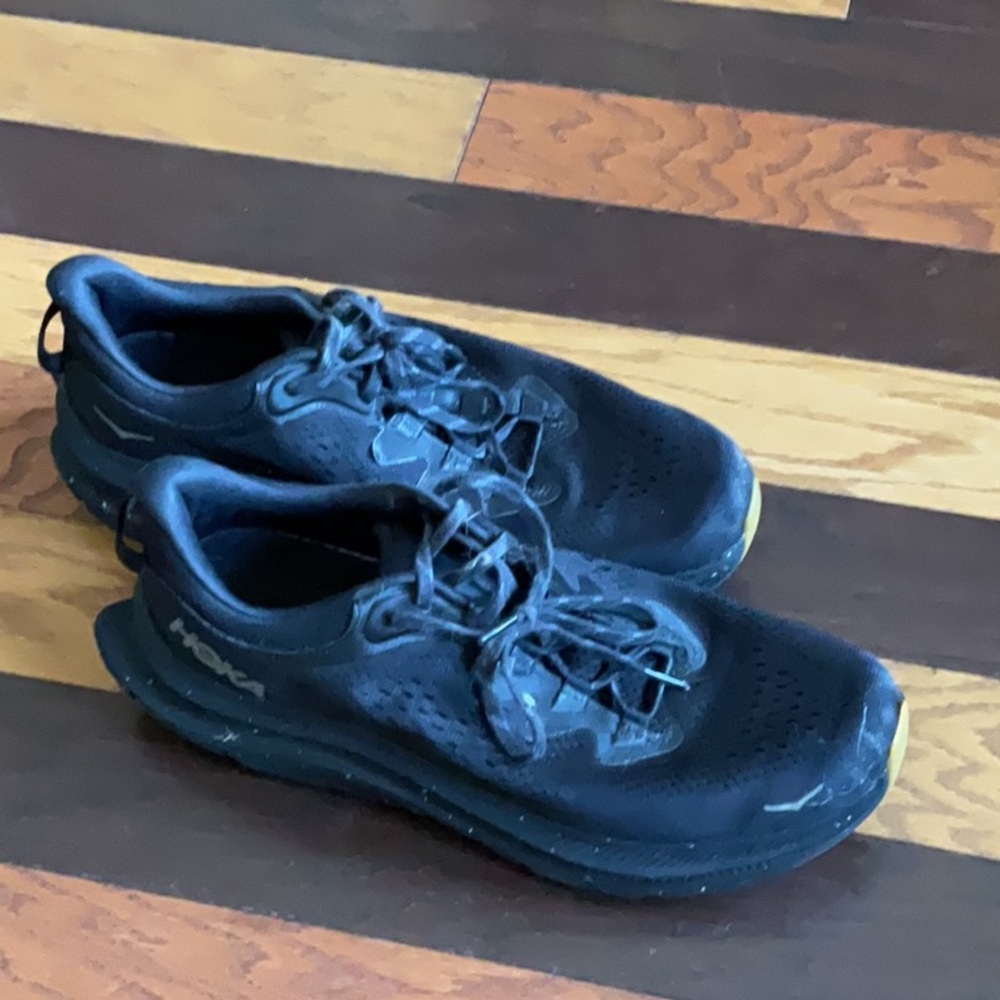 Hoka Black Kawana 2 Athletic Shoes with Sleek Design and Trail-Ready Outsole